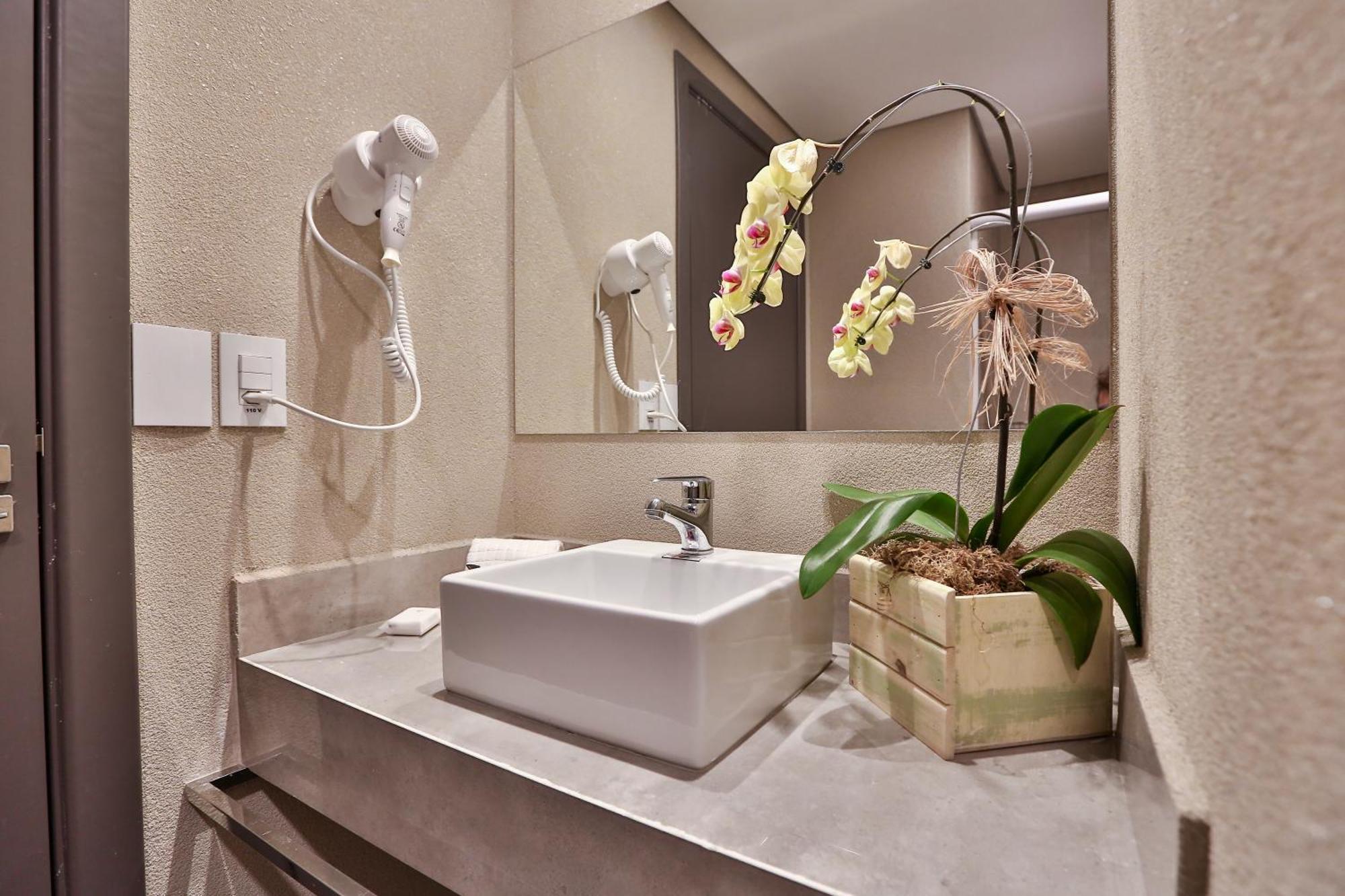 Transamerica Executive Hotel 3*